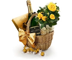 Mother's Day Roses & Chocolate Gift Basket With Champagne